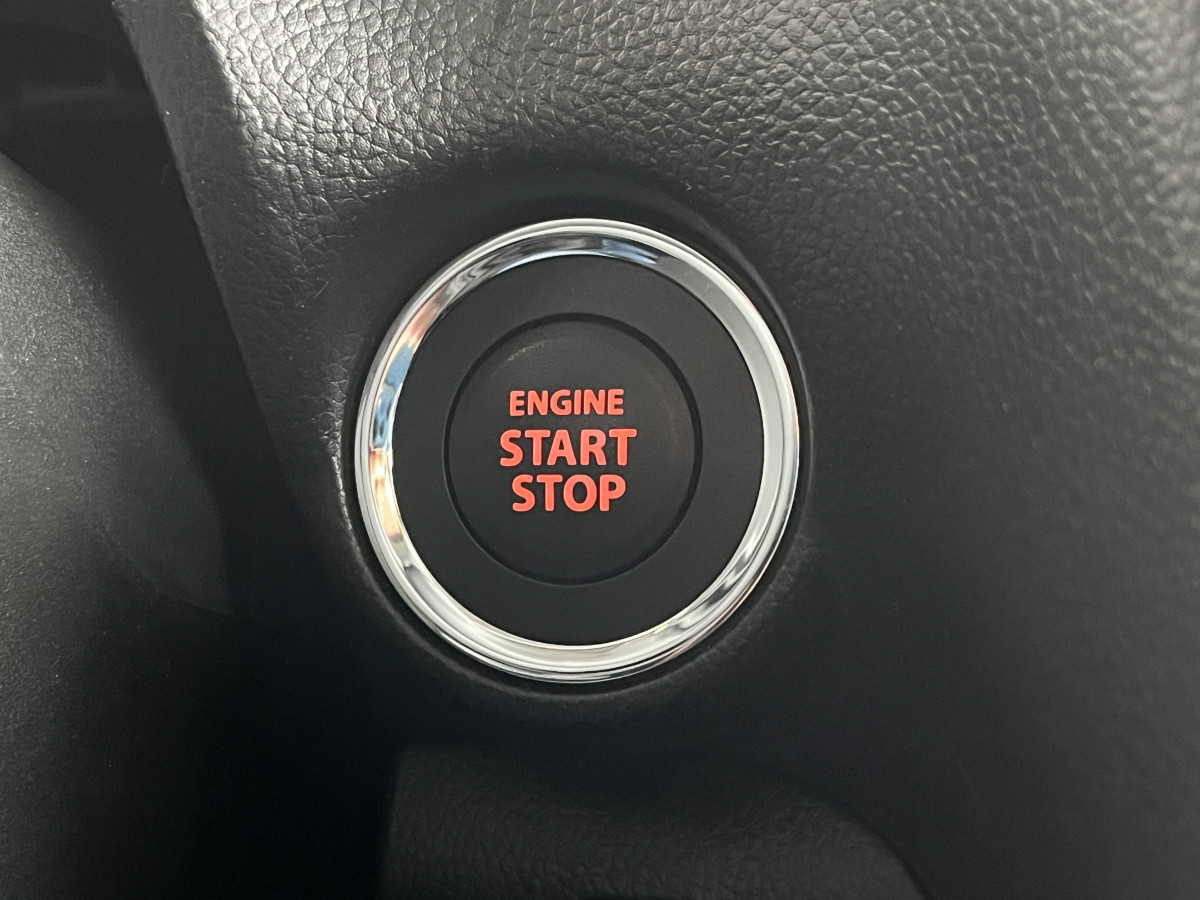 SUZUKI SWIFT SPORT 1,4 129 HYBRID GPS CAMERA FULL LED REGULATEUR LIMITEUR KEYLESS APPLE CARPLAY PARK PILOT EXCELLENT ETAT