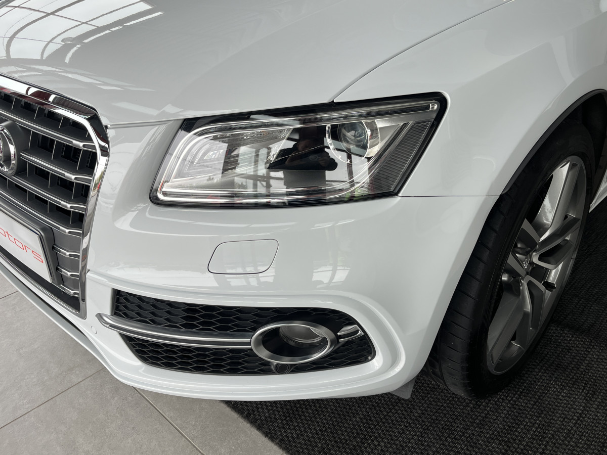 AUDI SQ5 3,0  TDI V6 313 BVA8 QUATTRO TOIT PANORAMIQUE OUVRANT ATTELAGE ELECTRIQUE GPS CAMERA APPLE CARPLAY  HIFI B&O  REGULATEUR  BI-XENON  PARK PILOT  DRIVE SELECT JANTE 21 EXCELLENT ETAT