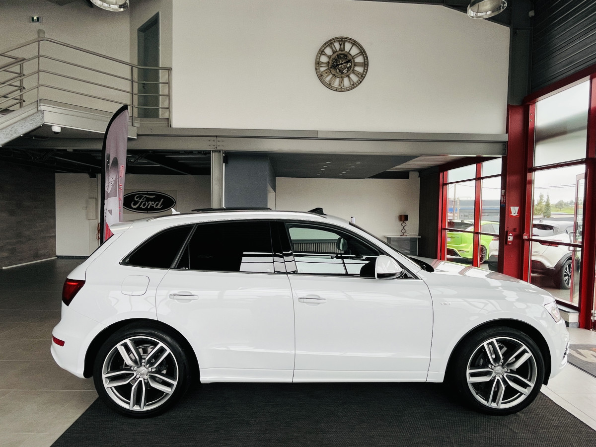AUDI SQ5 3,0  TDI V6 313 BVA8 QUATTRO TOIT PANORAMIQUE OUVRANT ATTELAGE ELECTRIQUE GPS CAMERA APPLE CARPLAY  HIFI B&O  REGULATEUR  BI-XENON  PARK PILOT  DRIVE SELECT JANTE 21 EXCELLENT ETAT