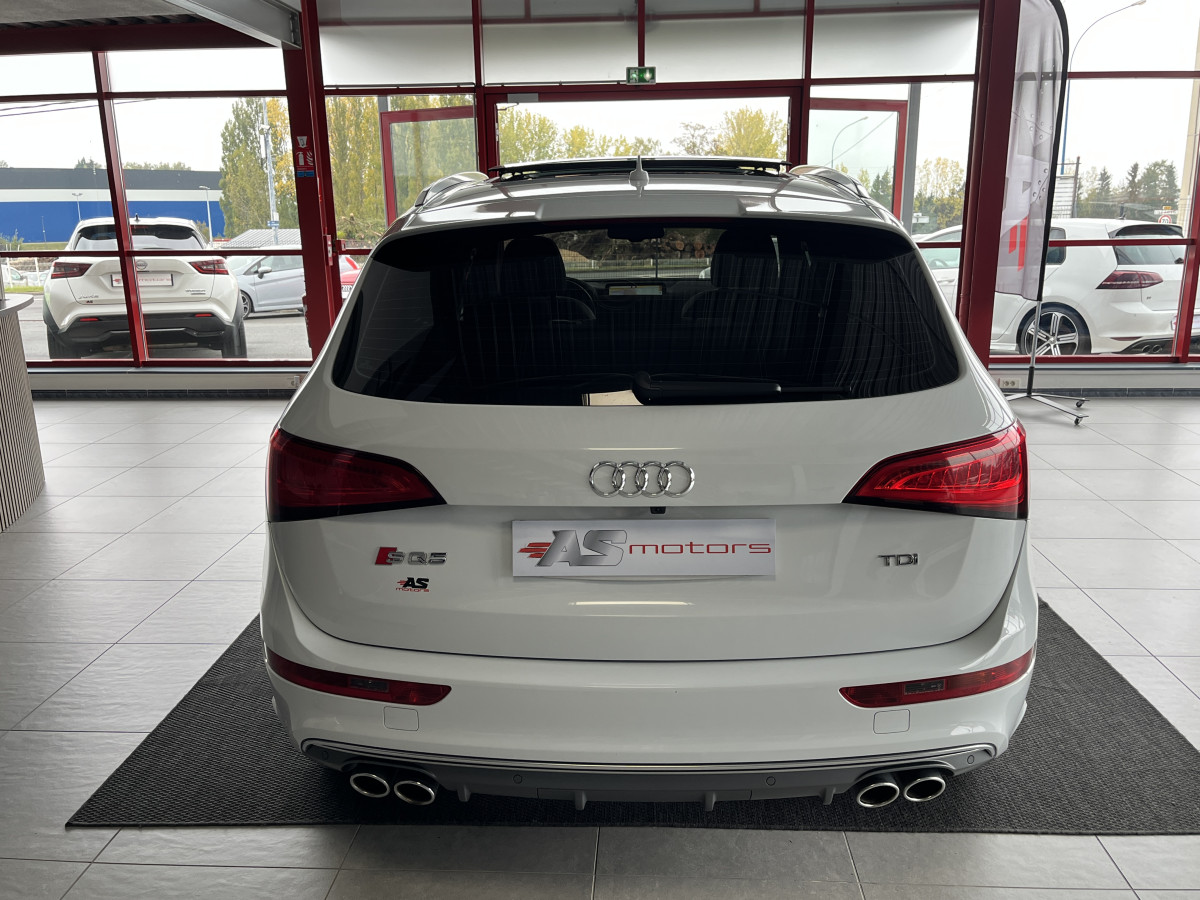 AUDI SQ5 3,0  TDI V6 313 BVA8 QUATTRO TOIT PANORAMIQUE OUVRANT ATTELAGE ELECTRIQUE GPS CAMERA APPLE CARPLAY  HIFI B&O  REGULATEUR  BI-XENON  PARK PILOT  DRIVE SELECT JANTE 21 EXCELLENT ETAT