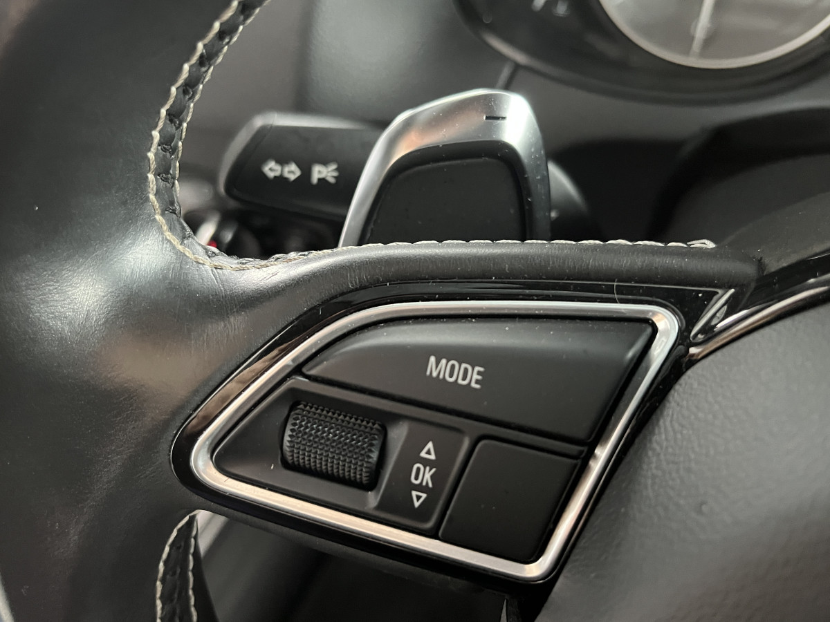 AUDI SQ5 3,0  TDI V6 313 BVA8 QUATTRO TOIT PANORAMIQUE OUVRANT ATTELAGE ELECTRIQUE GPS CAMERA APPLE CARPLAY  HIFI B&O  REGULATEUR  BI-XENON  PARK PILOT  DRIVE SELECT JANTE 21 EXCELLENT ETAT