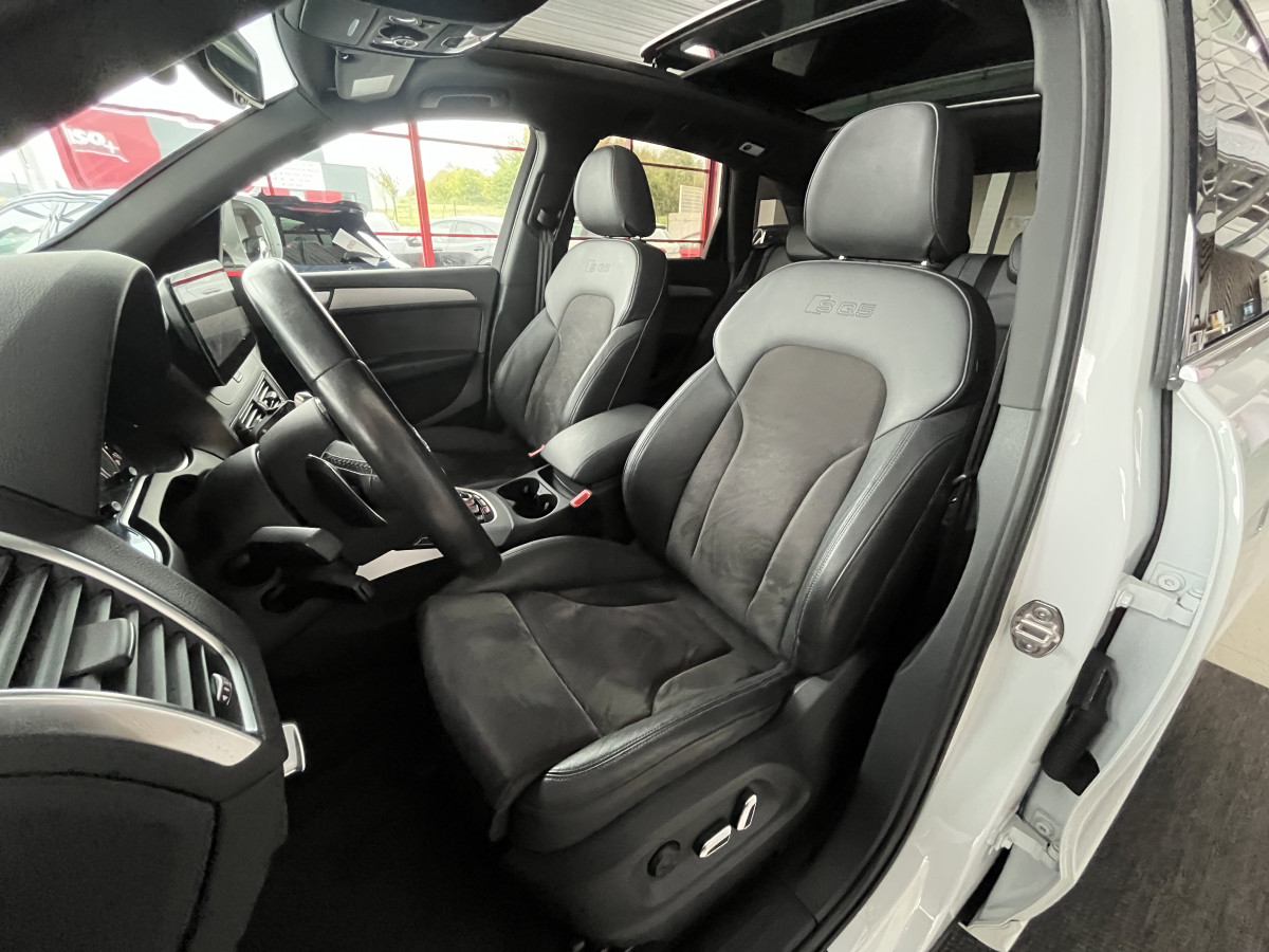 AUDI SQ5 3,0  TDI V6 313 BVA8 QUATTRO TOIT PANORAMIQUE OUVRANT ATTELAGE ELECTRIQUE GPS CAMERA APPLE CARPLAY  HIFI B&O  REGULATEUR  BI-XENON  PARK PILOT  DRIVE SELECT JANTE 21 EXCELLENT ETAT
