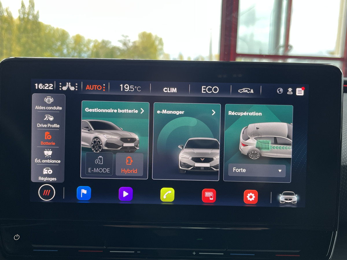 CUPRA LEON 1,4 E-HYBRID 245 DSG6 GPS APPLE CARPLAY KEYLESS FULL LED VIRTUAL COCKPIT PARK PILOT DRIVE PROFILE REGULATEUR LIMITEUR EXCELLENT ETAT