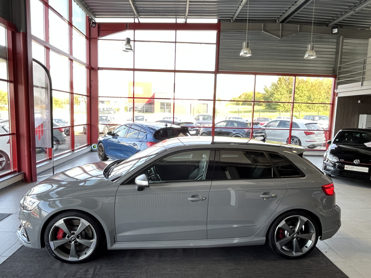 AUDI RS3 SPORTBACK 2,5 TFSI 400 S-TRONIC 7 QUATTRO GPS CAMERA DCC HIFI BANG & OLUFSEN MAGNETIC RIDE APPLE CARPLAY DRIVE SELECT SIEGES RS ECHAPPEMENT RS  FULL LED JANTES ROTOR 19  EXCELLENT ETAT
