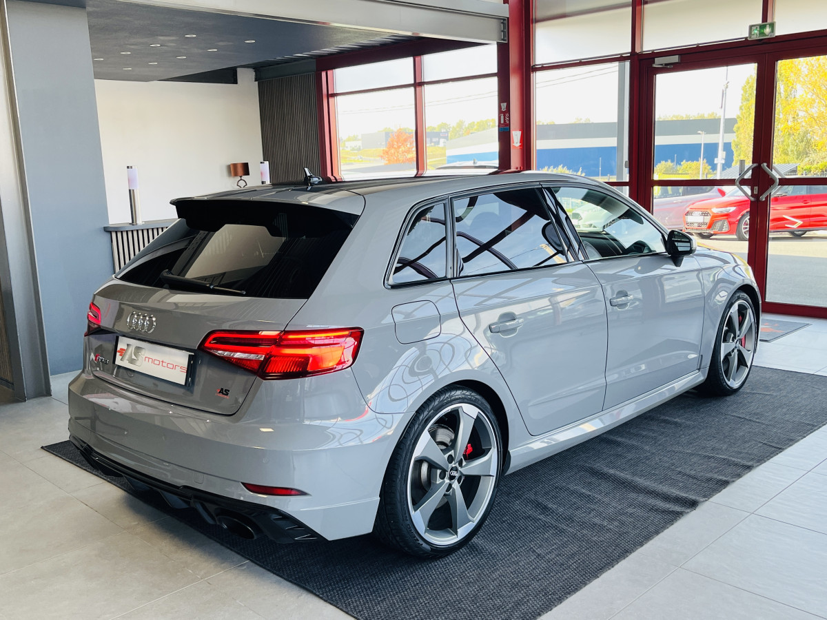 AUDI RS3 SPORTBACK 2,5 TFSI 400 S-TRONIC 7 QUATTRO GPS CAMERA DCC HIFI BANG & OLUFSEN MAGNETIC RIDE APPLE CARPLAY DRIVE SELECT SIEGES RS ECHAPPEMENT RS  FULL LED JANTES ROTOR 19  EXCELLENT ETAT