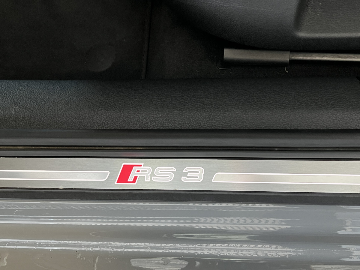 AUDI RS3 SPORTBACK 2,5 TFSI 400 S-TRONIC 7 QUATTRO GPS CAMERA DCC HIFI BANG & OLUFSEN MAGNETIC RIDE APPLE CARPLAY DRIVE SELECT SIEGES RS ECHAPPEMENT RS  FULL LED JANTES ROTOR 19  EXCELLENT ETAT
