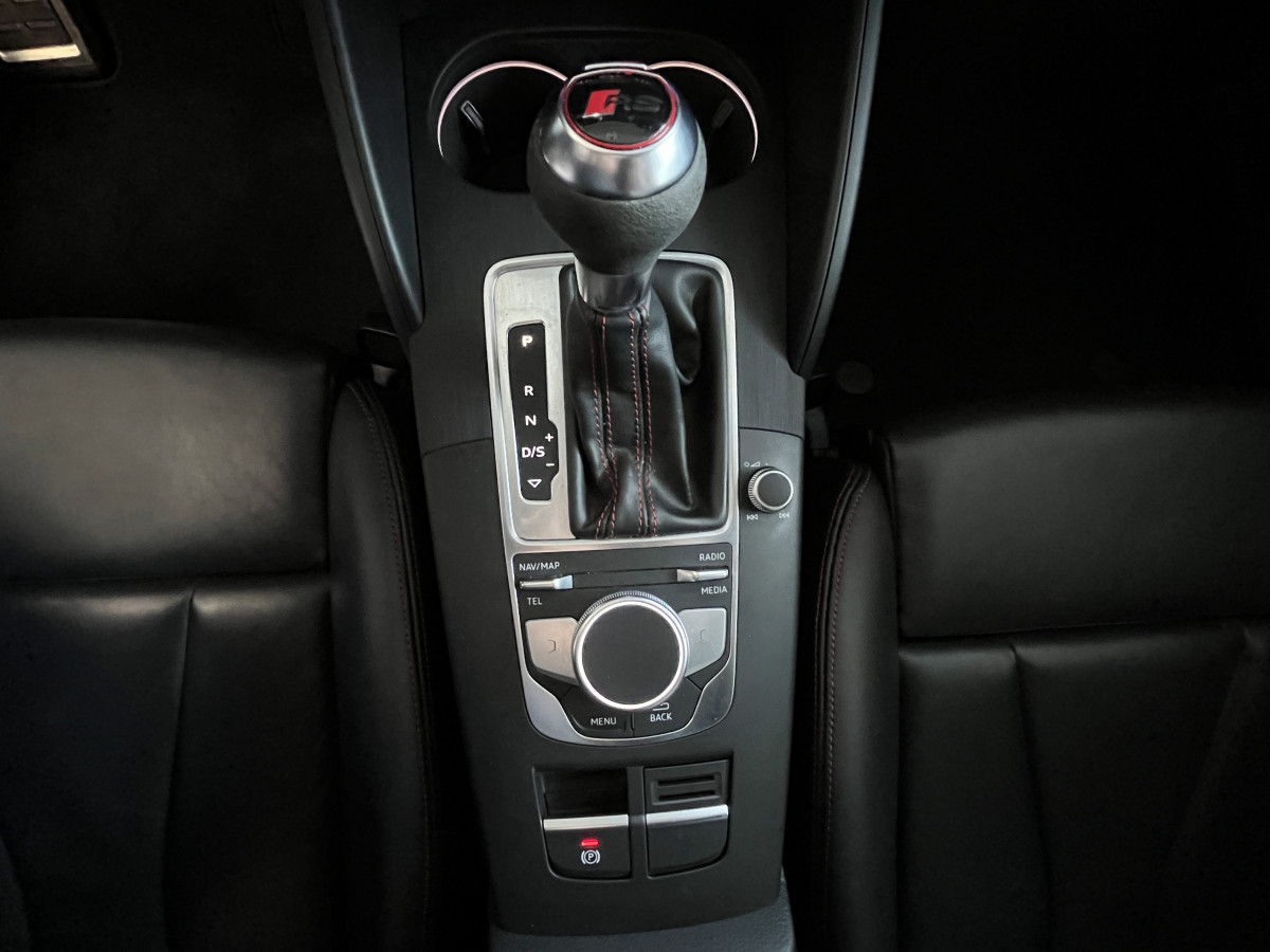 AUDI RS3 SPORTBACK 2,5 TFSI 400 S-TRONIC 7 QUATTRO GPS CAMERA DCC HIFI BANG & OLUFSEN MAGNETIC RIDE APPLE CARPLAY DRIVE SELECT SIEGES RS ECHAPPEMENT RS  FULL LED JANTES ROTOR 19  EXCELLENT ETAT