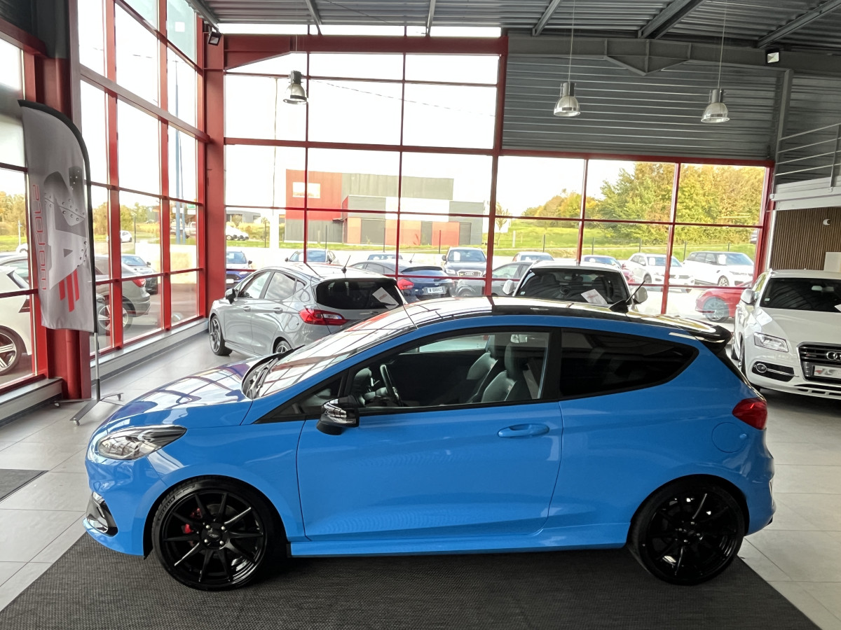 FORD FIESTA ST 1,5 200 EDITION LIMITED PACK PERFORMANCE DIFFERENTIEL LAUCH CONTROL  GPS CAMERA REGULATEUR LIMITEUR  HIFI B&O PACK HIVER FULL LED KEYLESS ETAT NEUF
