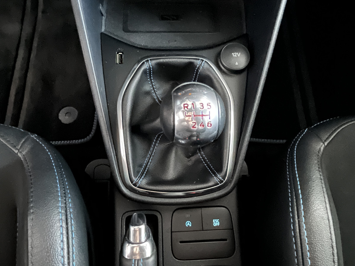 FORD FIESTA ST 1,5 200 EDITION LIMITED PACK PERFORMANCE DIFFERENTIEL LAUCH CONTROL  GPS CAMERA REGULATEUR LIMITEUR  HIFI B&O PACK HIVER FULL LED KEYLESS ETAT NEUF