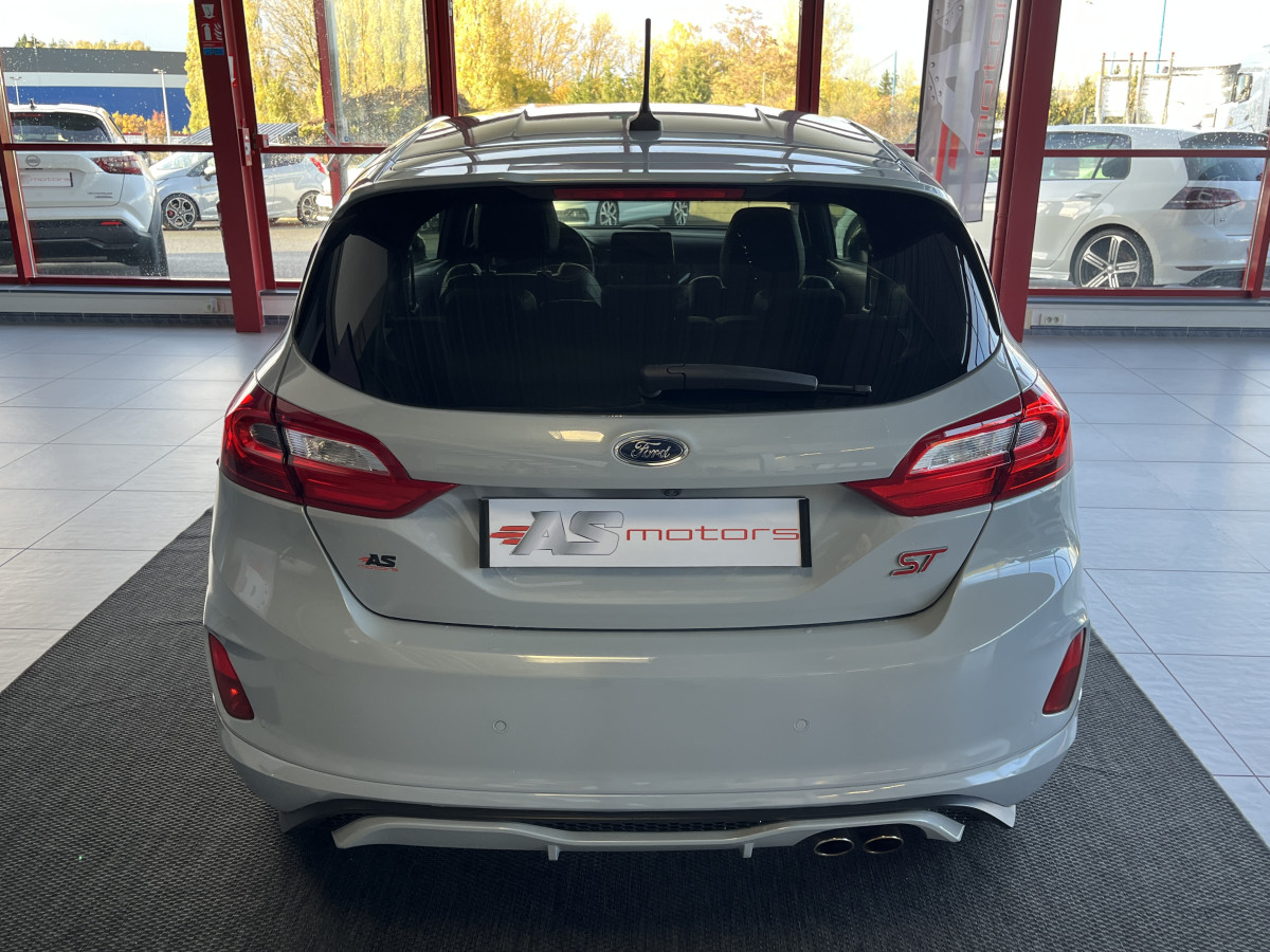 FORD FIESTA ST 1,5 200 PACK PERFORMANCE  DIFFERENTIEL LAUNCH CONTROL GPS  KEYLESS APPLE CARPLAY FULL LED BLUETOOTH HIFI B&O REGULATEUR LIMITEUR PARK PILOT PACK HIVER JANTES 18