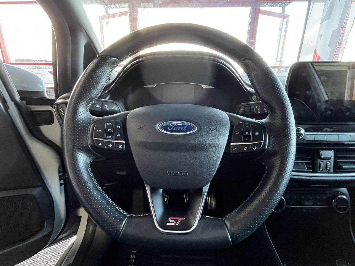 FORD FIESTA ST 1,5 200 PACK PERFORMANCE  DIFFERENTIEL LAUNCH CONTROL GPS  KEYLESS APPLE CARPLAY FULL LED BLUETOOTH HIFI B&O REGULATEUR LIMITEUR PARK PILOT PACK HIVER JANTES 18