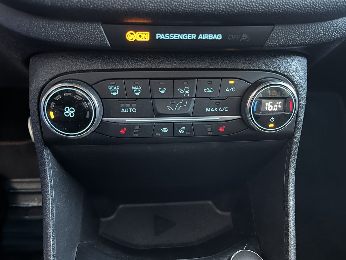 FORD FIESTA ST 1,5 200 PACK PERFORMANCE  DIFFERENTIEL LAUNCH CONTROL GPS  KEYLESS APPLE CARPLAY FULL LED BLUETOOTH HIFI B&O REGULATEUR LIMITEUR PARK PILOT PACK HIVER JANTES 18