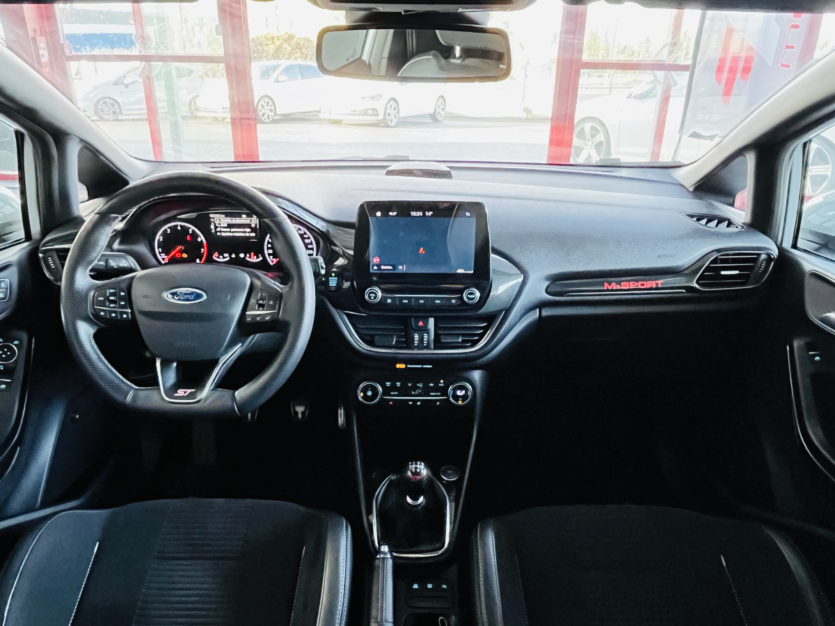 FORD FIESTA ST 1,5 200 PACK PERFORMANCE  DIFFERENTIEL LAUNCH CONTROL GPS  KEYLESS APPLE CARPLAY FULL LED BLUETOOTH HIFI B&O REGULATEUR LIMITEUR PARK PILOT PACK HIVER JANTES 18