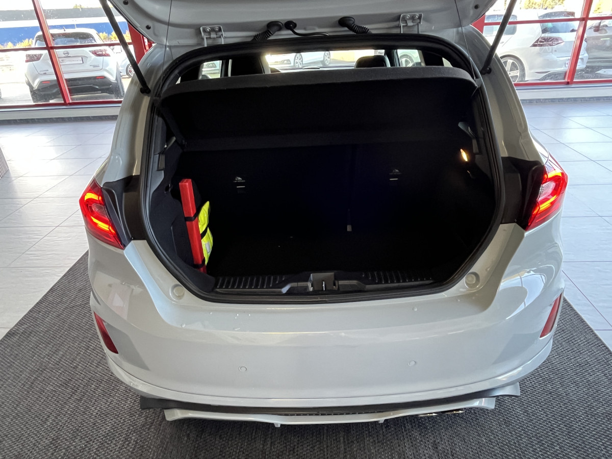 FORD FIESTA ST 1,5 200 PACK PERFORMANCE  DIFFERENTIEL LAUNCH CONTROL GPS  KEYLESS APPLE CARPLAY FULL LED BLUETOOTH HIFI B&O REGULATEUR LIMITEUR PARK PILOT PACK HIVER JANTES 18