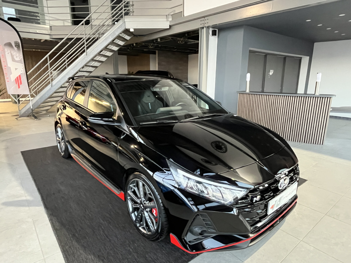 HYUNDAI I20 N 1,6 T-GDI 204 GPS CAMERA APPLE CARPLAY REGULATEUR LIMITEUR KEYLESS VIRTUAL COCKPIT DRIVE SELECT HIFI BOSE FULL LED DIFFERENTIEL A GLISSEMENT ETAT NEUF