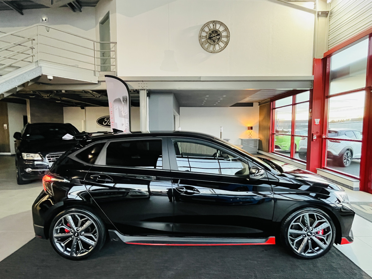 HYUNDAI I20 N 1,6 T-GDI 204 GPS CAMERA APPLE CARPLAY REGULATEUR LIMITEUR KEYLESS VIRTUAL COCKPIT DRIVE SELECT HIFI BOSE FULL LED DIFFERENTIEL A GLISSEMENT ETAT NEUF