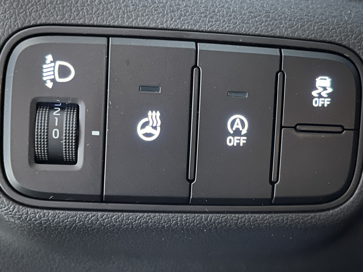 HYUNDAI I20 N 1,6 T-GDI 204 GPS CAMERA APPLE CARPLAY REGULATEUR LIMITEUR KEYLESS VIRTUAL COCKPIT DRIVE SELECT HIFI BOSE FULL LED DIFFERENTIEL A GLISSEMENT ETAT NEUF