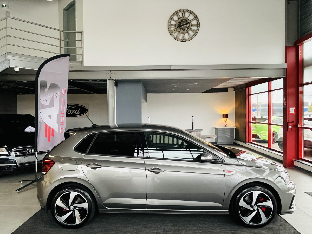 VOLKSWAGEN  POLO 2,0 TSI 200 DSG6 GPS CAMERA  APPLE CARPLAY DMS ACC REGULATEUR LIMITEUR PARK PILOT  JANTES 18  FULL LED EXCELLENT ETAT