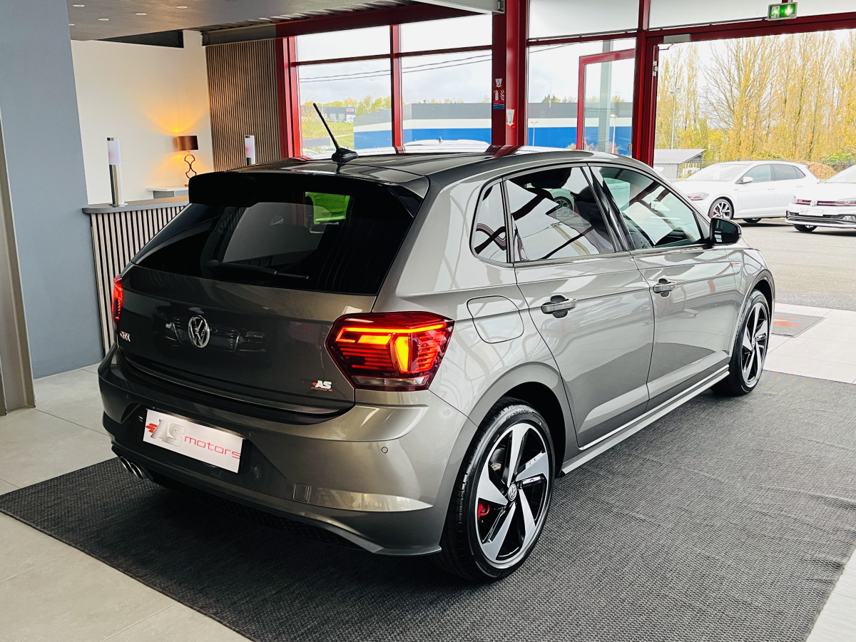 VOLKSWAGEN  POLO 2,0 TSI 200 DSG6 GPS CAMERA  APPLE CARPLAY DMS ACC REGULATEUR LIMITEUR PARK PILOT  JANTES 18  FULL LED EXCELLENT ETAT