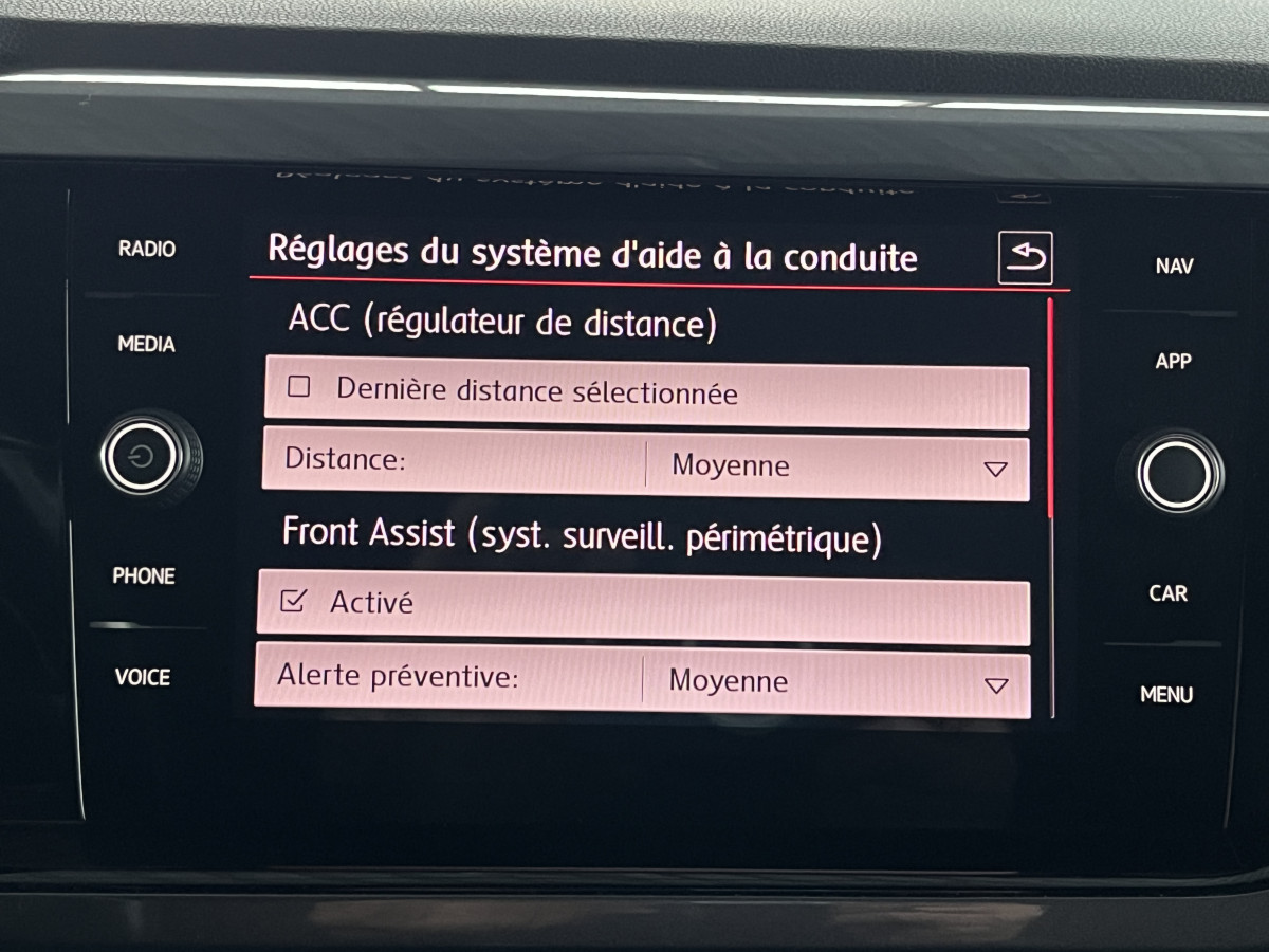 VOLKSWAGEN  POLO 2,0 TSI 200 DSG6 GPS CAMERA  APPLE CARPLAY DMS ACC REGULATEUR LIMITEUR PARK PILOT  JANTES 18  FULL LED EXCELLENT ETAT