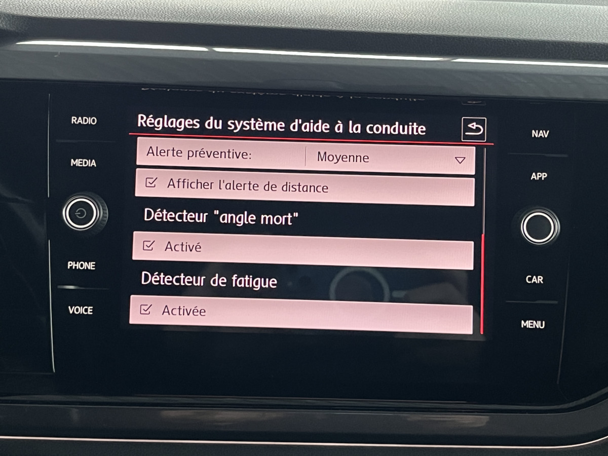 VOLKSWAGEN  POLO 2,0 TSI 200 DSG6 GPS CAMERA  APPLE CARPLAY DMS ACC REGULATEUR LIMITEUR PARK PILOT  JANTES 18  FULL LED EXCELLENT ETAT