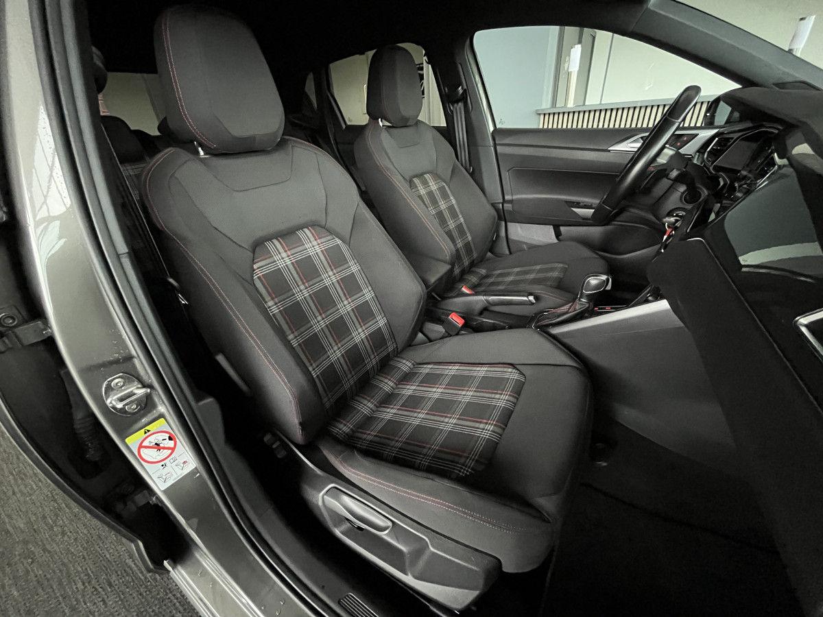 VOLKSWAGEN  POLO 2,0 TSI 200 DSG6 GPS CAMERA  APPLE CARPLAY DMS ACC REGULATEUR LIMITEUR PARK PILOT  JANTES 18  FULL LED EXCELLENT ETAT