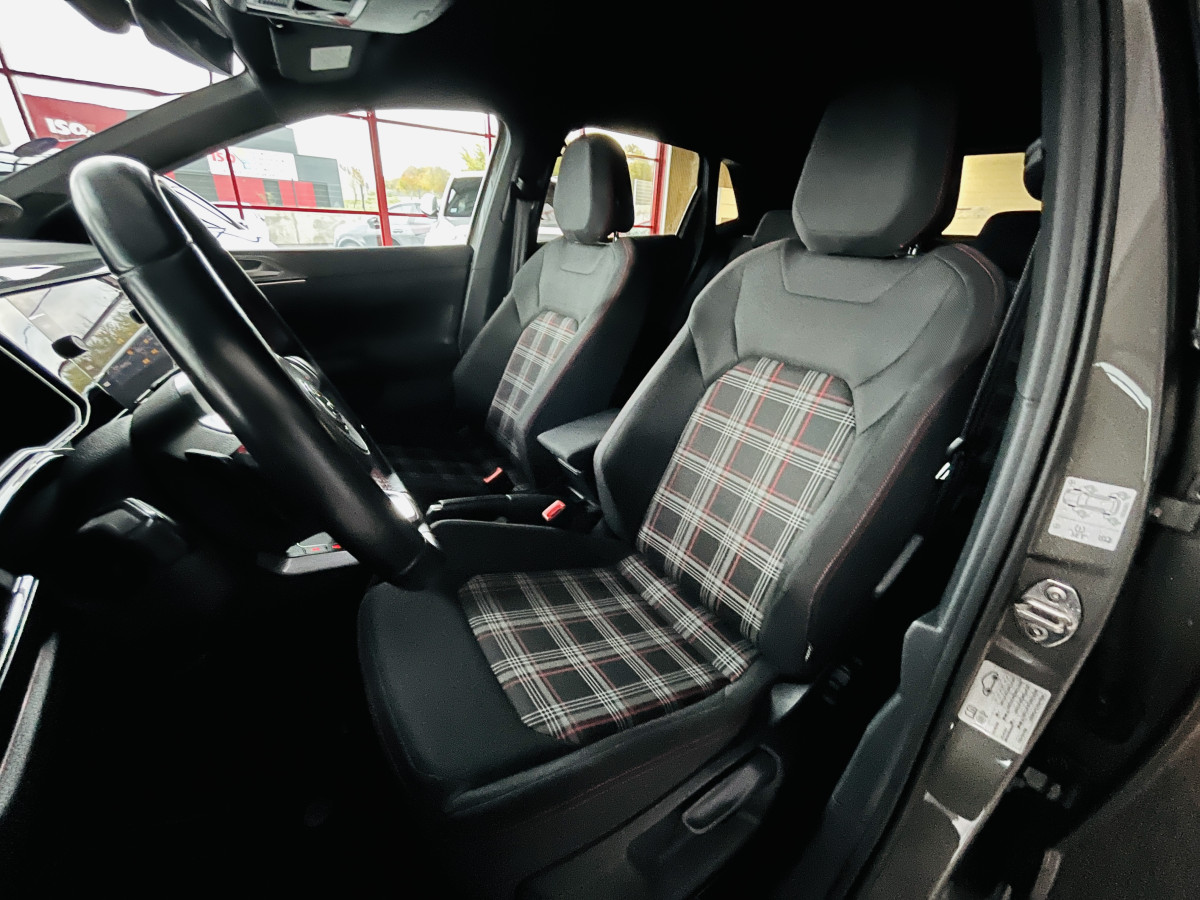 VOLKSWAGEN  POLO 2,0 TSI 200 DSG6 GPS CAMERA  APPLE CARPLAY DMS ACC REGULATEUR LIMITEUR PARK PILOT  JANTES 18  FULL LED EXCELLENT ETAT