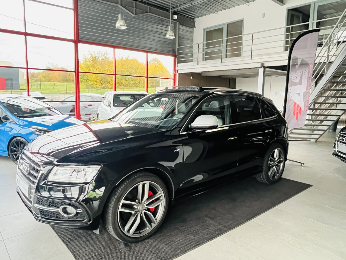 AUDI SQ5 TDI V6 340 PLUS  BVA8 QUATTRO TOIT PANORAMIQUE BI-XENON  GPS CAMERA ATTELAGE KEYLESS BI-XENON REGULATEUR ADAPTATIF ALU BROSSE DRIVE SELECT JANTES 21  EXCELLENT ETAT