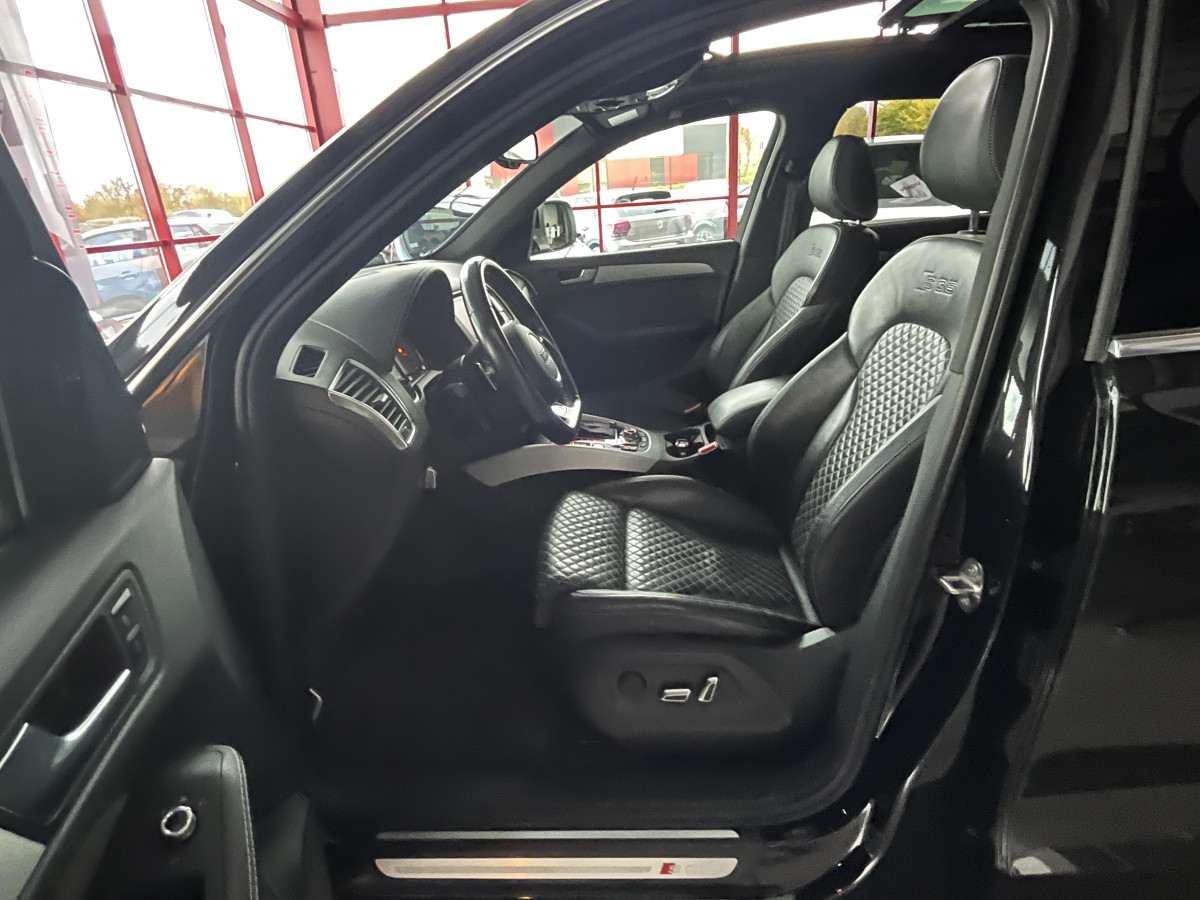 AUDI SQ5 TDI V6 340 PLUS  BVA8 QUATTRO TOIT PANORAMIQUE BI-XENON  GPS CAMERA ATTELAGE KEYLESS BI-XENON REGULATEUR ADAPTATIF ALU BROSSE DRIVE SELECT JANTES 21  EXCELLENT ETAT