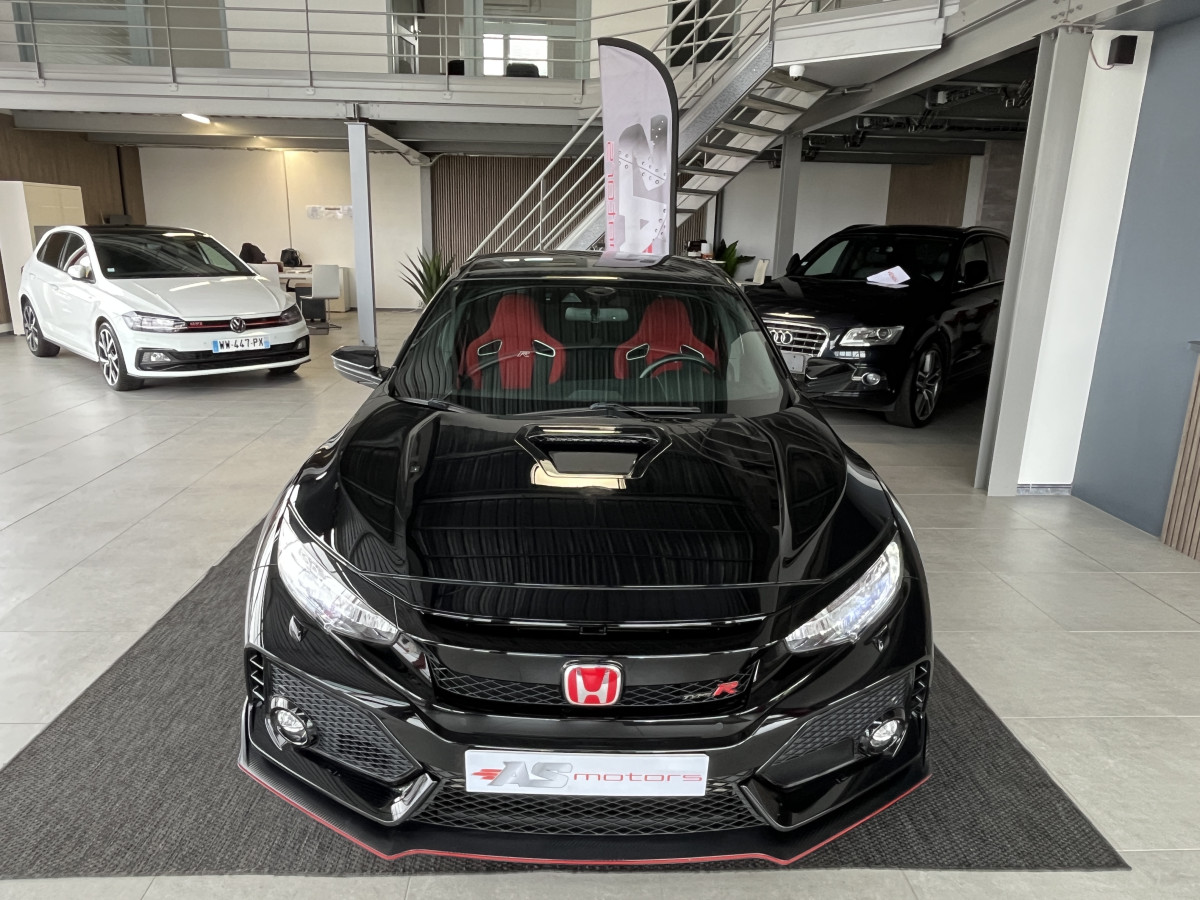 HONDA CIVIC 2,0 I-VTEC 320  TYPE R GT  NUMEROTÉ R-05945 DIFFERENTIEL A GLISSEMENT  REGULATEUR LIMITEUR FULL LED KEYLESS  JANTES 19 SIEGES RECARO  ECHAPPEMENT REMUS  EXCELLENT ETAT