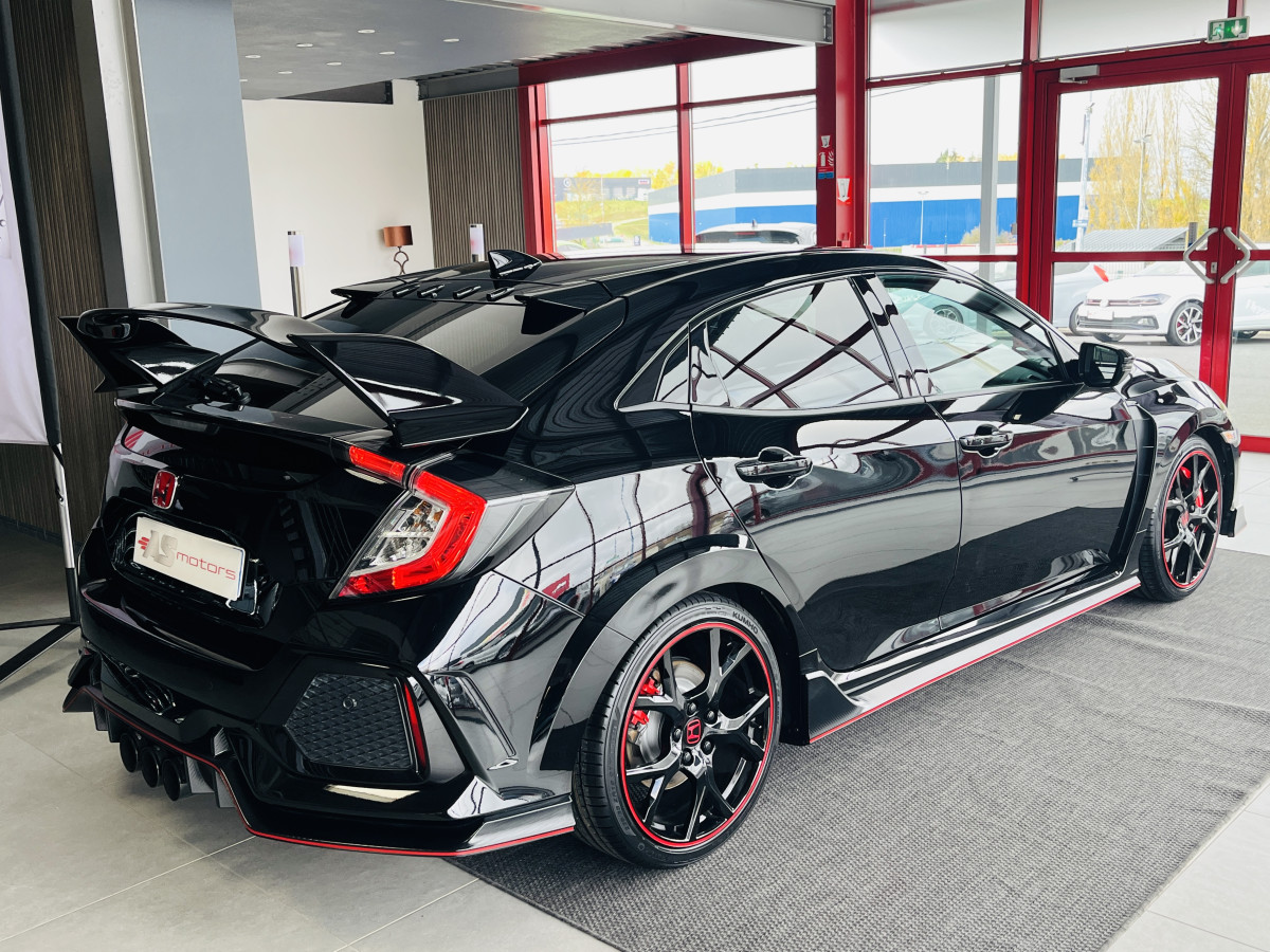 HONDA CIVIC 2,0 I-VTEC 320  TYPE R GT  NUMEROTÉ R-05945 DIFFERENTIEL A GLISSEMENT  REGULATEUR LIMITEUR FULL LED KEYLESS  JANTES 19 SIEGES RECARO  ECHAPPEMENT REMUS  EXCELLENT ETAT