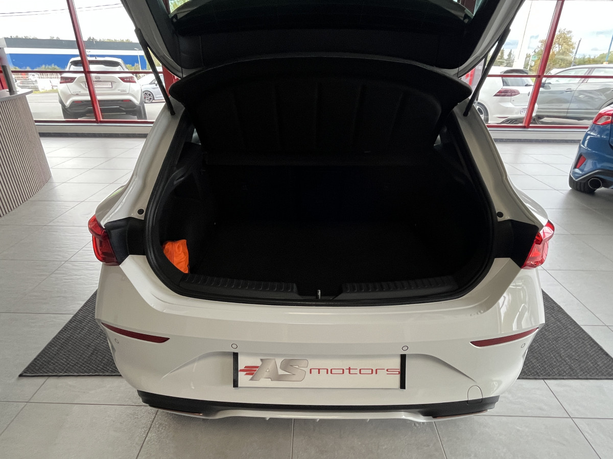 CUPRA LEON 1,4 E-HYBRID 245 DSG6 GPS CAMERA  KEYLESS FULL LED VIRTUAL COCKPIT PARK PILOT DRIVE PROFILE REGULATEUR LIMITEUR EXCELLENT ETAT