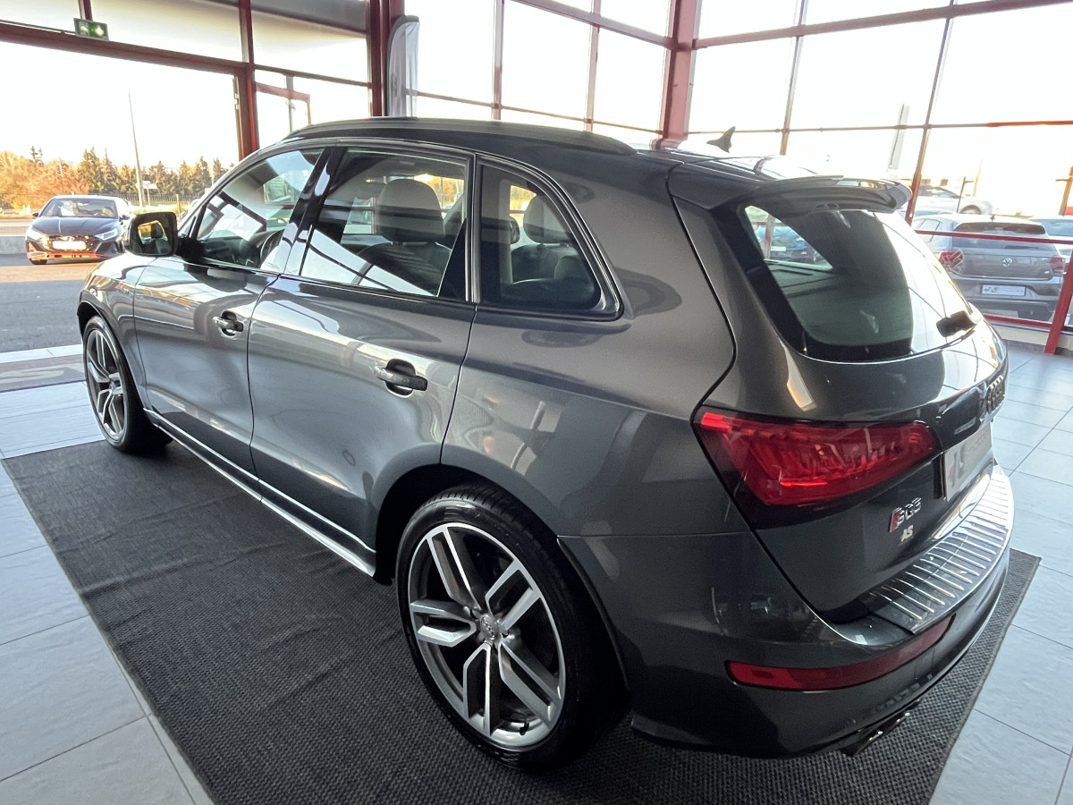 AUDI SQ5 3,0  TDI V6 326 COMPETITION  BVA8 QUATTRO ATTELAGE ELECTRIQUE GPS CAMERA  ALU BROSSE REGULATEUR ADAPTATIF BI-XENON  PARK PILOT  DRIVE SELECT JANTE 21 FINITION BLACK EXCELLENT ETAT