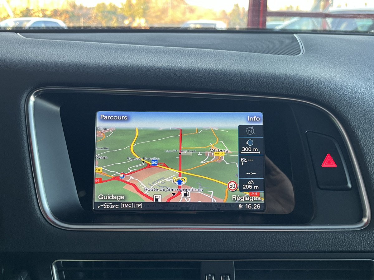 AUDI SQ5 3,0  TDI V6 326 COMPETITION  BVA8 QUATTRO ATTELAGE ELECTRIQUE GPS CAMERA  ALU BROSSE REGULATEUR ADAPTATIF BI-XENON  PARK PILOT  DRIVE SELECT JANTE 21 FINITION BLACK EXCELLENT ETAT