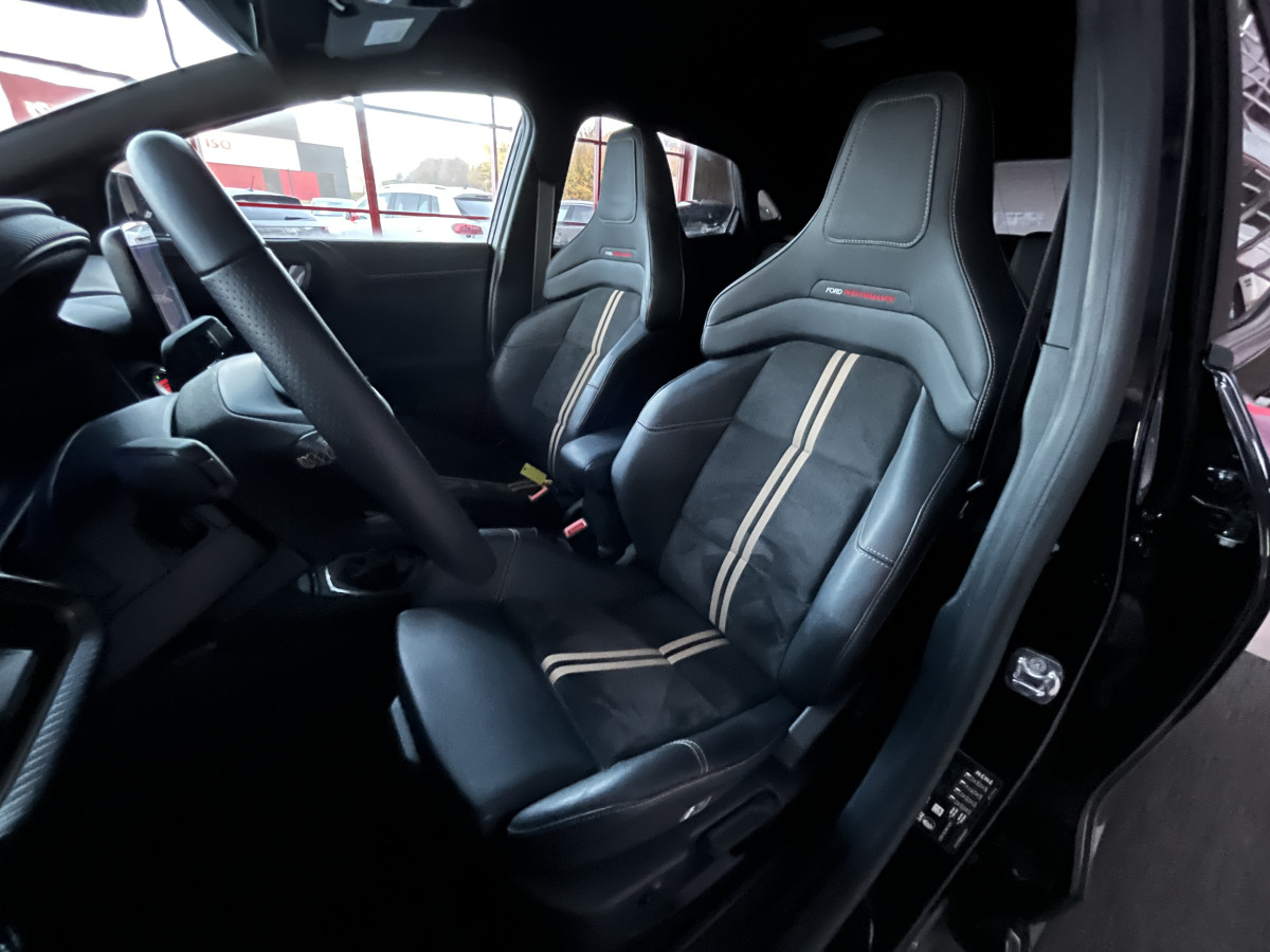 FORD PUMA ST 1,5 200 GOLD EDITION 324/999  PACK PERF GPS CAMERA E FEUX FULL LED HIFI B&O APPLE CAR PLAY PACK HIVER  KEYLESS ECHAPPEMENT A CLAPET ETAT NEUF