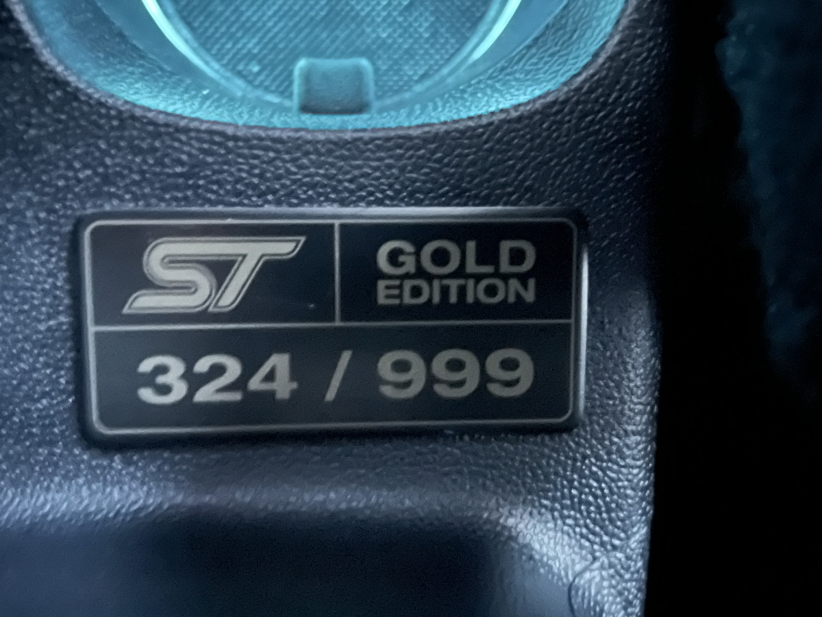 FORD PUMA ST 1,5 200 GOLD EDITION 324/999  PACK PERF GPS CAMERA E FEUX FULL LED HIFI B&O APPLE CAR PLAY PACK HIVER  KEYLESS ECHAPPEMENT A CLAPET ETAT NEUF