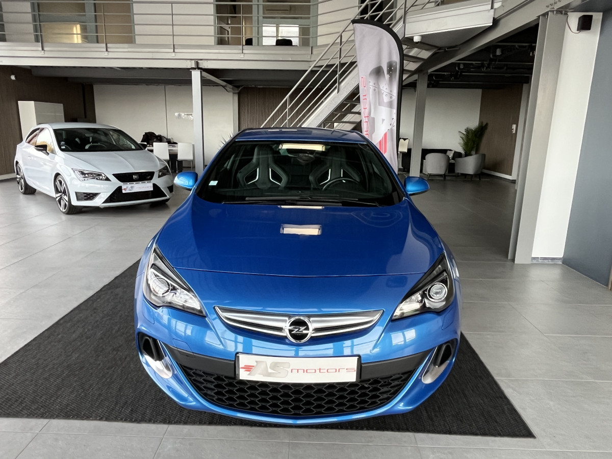 OPEL ASTRA GTC OPC 2,0 TURBO 280 PACK PERFORMANCE HIFI INFINITY GPS CAMERA APPLE CAR PLAY SIEGES RECARO PERF JANTES 20 BI-XENON PACK APPARENCE FREIN BREMBO PARK PILOT  EXCELLENT ETAT