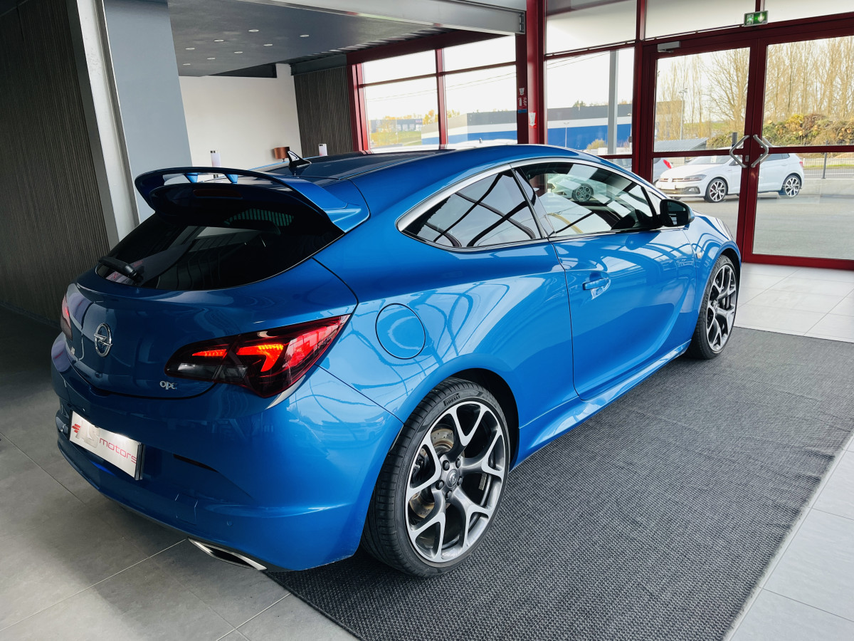 OPEL ASTRA GTC OPC 2,0 TURBO 280 PACK PERFORMANCE HIFI INFINITY GPS CAMERA APPLE CAR PLAY SIEGES RECARO PERF JANTES 20 BI-XENON PACK APPARENCE FREIN BREMBO PARK PILOT  EXCELLENT ETAT