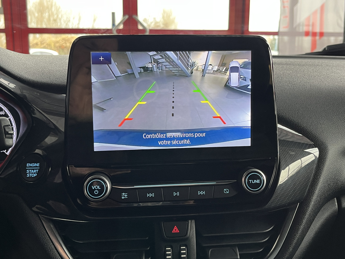 FORD FIESTA ST 1,5 200 PACK PERFORMANCE DIFFERENTIEL LAUNCH CONTROL GPS CAMERA  APPLE CARPLAY FEUX HALOGENE  BLUETOOTH REGULATEUR LIMITEUR JANTES 18 EXCELLENT ETAT