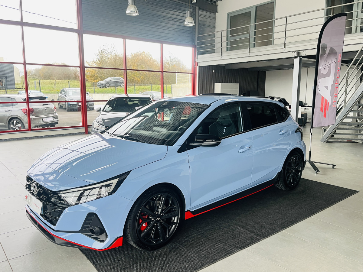 HYUNDAI I20 N 1,6 T-GDI 204 GPS CAMERA APPLE CARPLAY REGULATEUR LIMITEUR KEYLESS VIRTUAL COCKPIT DRIVE SELECT HIFI BOSE FULL LED DIFFERENTIEL A GLISSEMENT ETAT NEUF