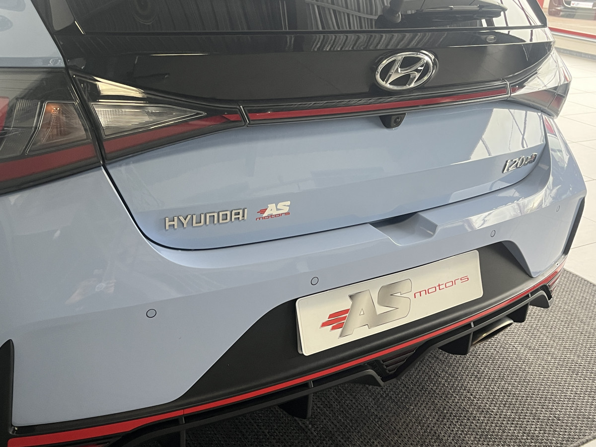 HYUNDAI I20 N 1,6 T-GDI 204 GPS CAMERA APPLE CARPLAY REGULATEUR LIMITEUR KEYLESS VIRTUAL COCKPIT DRIVE SELECT HIFI BOSE FULL LED DIFFERENTIEL A GLISSEMENT ETAT NEUF
