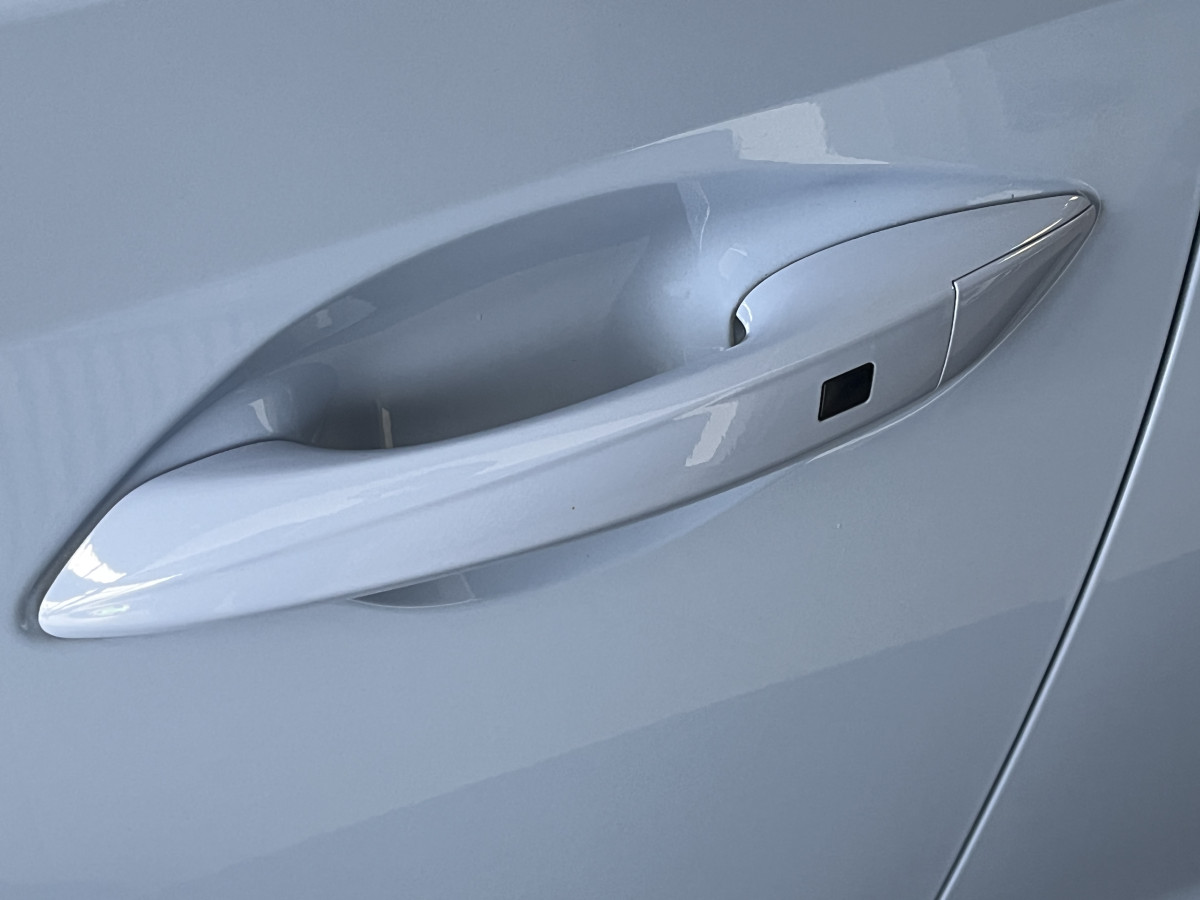 HYUNDAI I20 N 1,6 T-GDI 204 GPS CAMERA APPLE CARPLAY REGULATEUR LIMITEUR KEYLESS VIRTUAL COCKPIT DRIVE SELECT HIFI BOSE FULL LED DIFFERENTIEL A GLISSEMENT ETAT NEUF