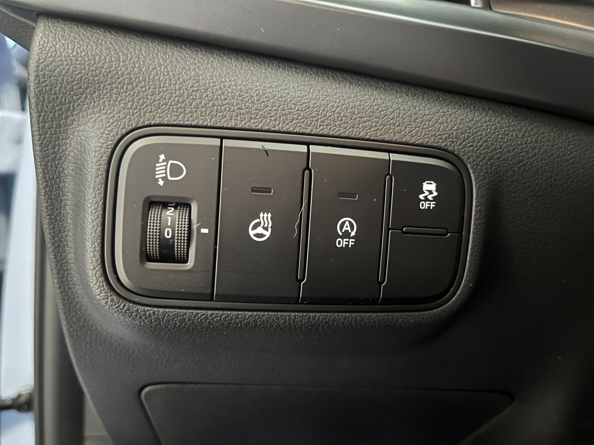 HYUNDAI I20 N 1,6 T-GDI 204 GPS CAMERA APPLE CARPLAY REGULATEUR LIMITEUR KEYLESS VIRTUAL COCKPIT DRIVE SELECT HIFI BOSE FULL LED DIFFERENTIEL A GLISSEMENT ETAT NEUF