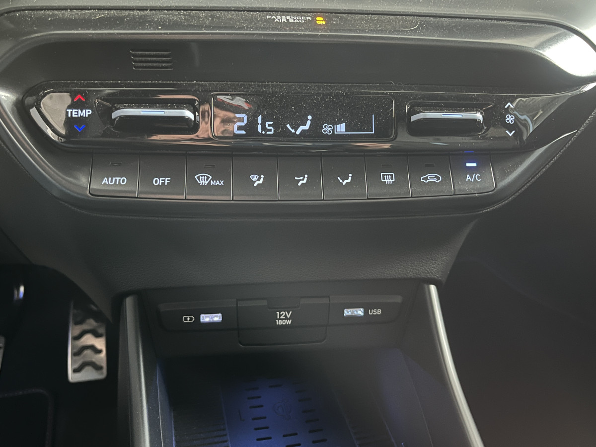 HYUNDAI I20 N 1,6 T-GDI 204 GPS CAMERA APPLE CARPLAY REGULATEUR LIMITEUR KEYLESS VIRTUAL COCKPIT DRIVE SELECT HIFI BOSE FULL LED DIFFERENTIEL A GLISSEMENT ETAT NEUF