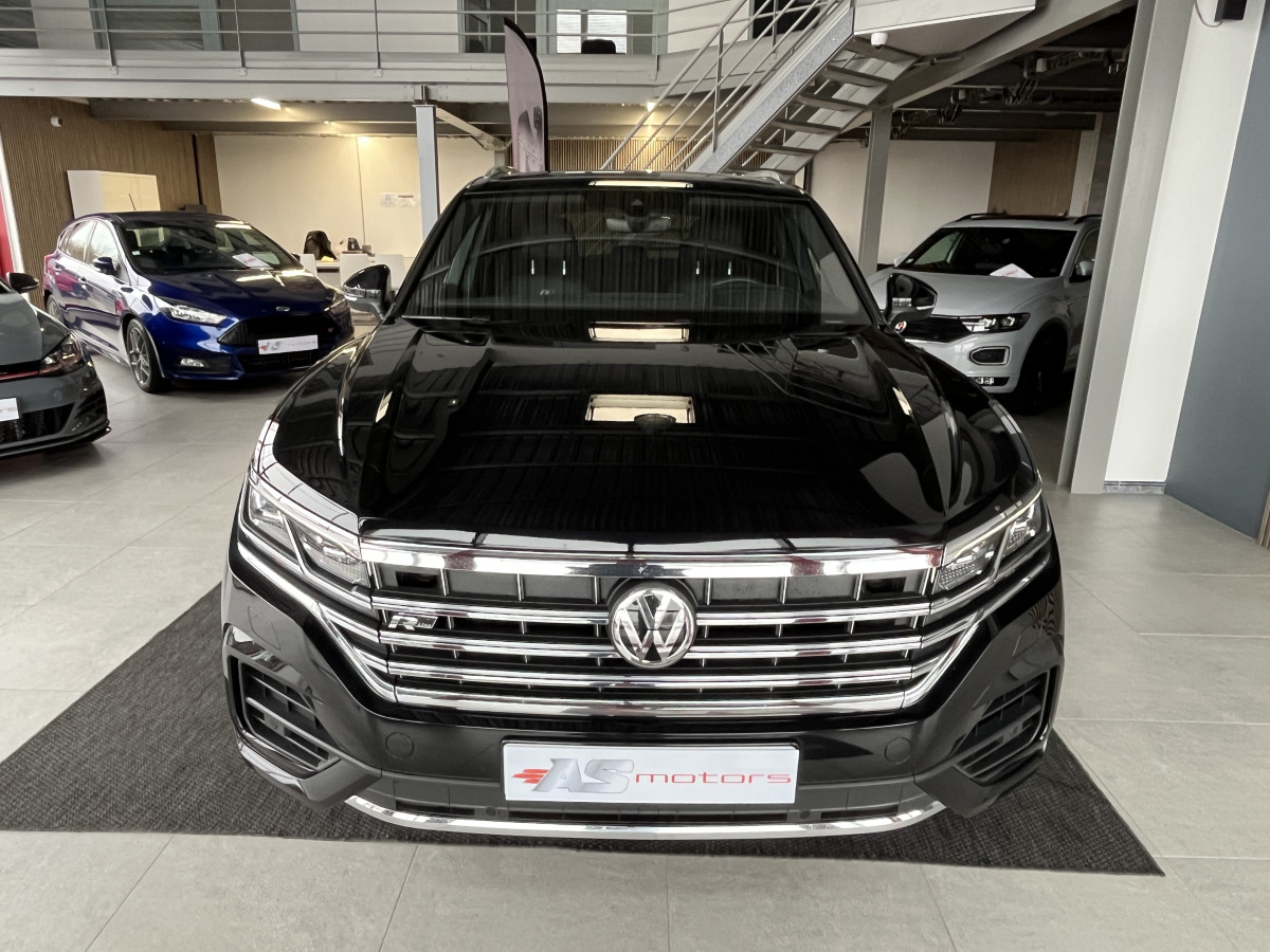 VOLKSWAGEN TOUAREG 3,0 V6 TDI 286 BVA8 R-LINE 4X4  ATTELAGE GPS CAMERA  DISCOVER PRO APPLE CAR PLAY  VIRTUAL COCKPIT CAMERA KEYLESS DYNAUDIO SUSPENSION PNEUMATIQUE FEUX MATRIX  FULL LED AFFICHAGE TETE HAUTE JANTES 21 EXCELLENT ETAT