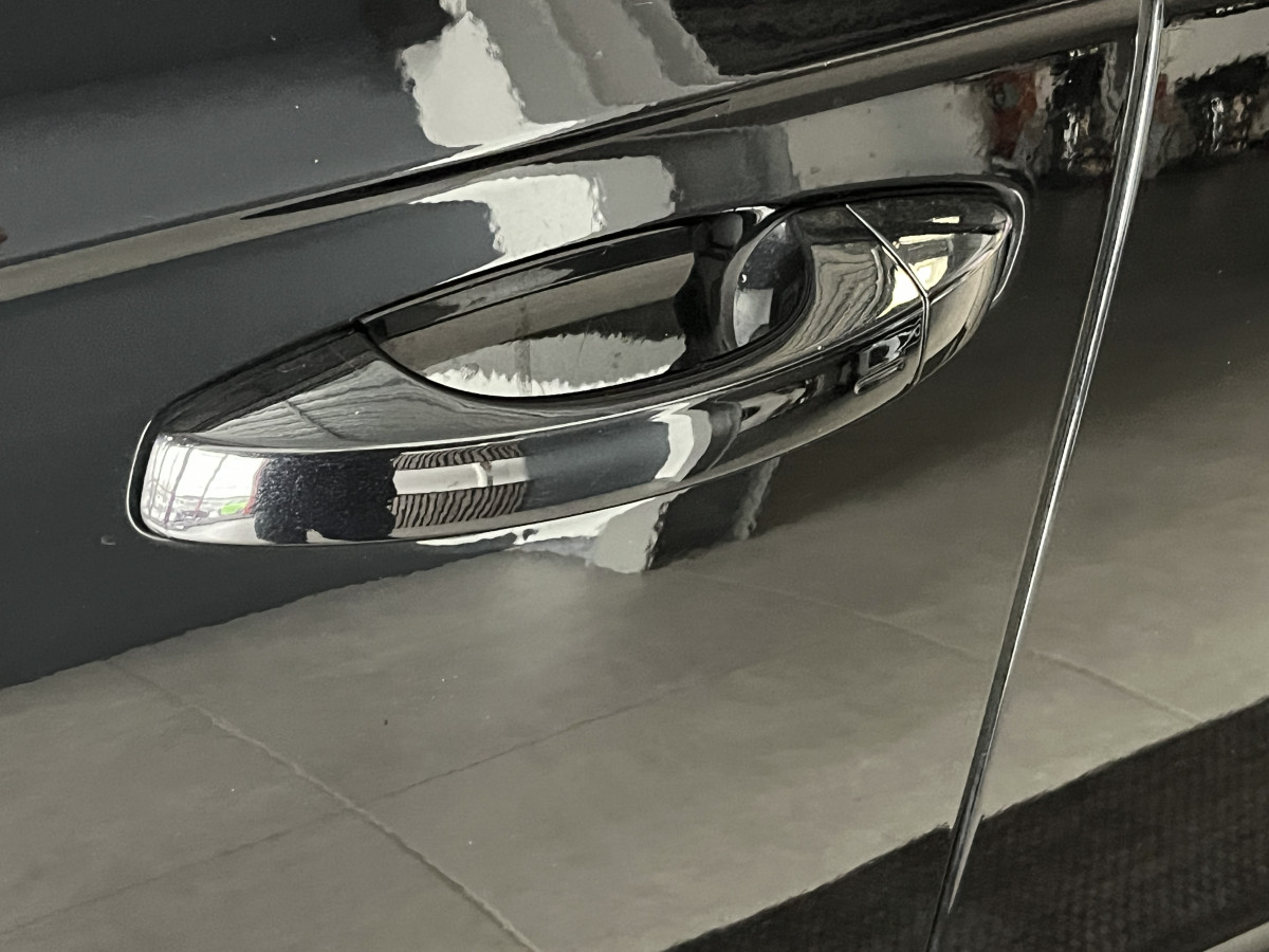 VOLKSWAGEN TOUAREG 3,0 V6 TDI 286 BVA8 R-LINE 4X4  ATTELAGE GPS CAMERA  DISCOVER PRO APPLE CAR PLAY  VIRTUAL COCKPIT CAMERA KEYLESS DYNAUDIO SUSPENSION PNEUMATIQUE FEUX MATRIX  FULL LED AFFICHAGE TETE HAUTE JANTES 21 EXCELLENT ETAT