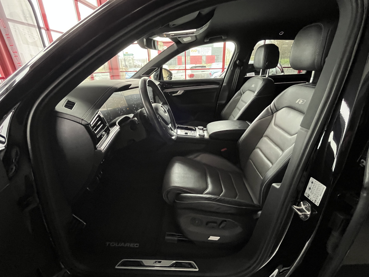 VOLKSWAGEN TOUAREG 3,0 V6 TDI 286 BVA8 R-LINE 4X4  ATTELAGE GPS CAMERA  DISCOVER PRO APPLE CAR PLAY  VIRTUAL COCKPIT CAMERA KEYLESS DYNAUDIO SUSPENSION PNEUMATIQUE FEUX MATRIX  FULL LED AFFICHAGE TETE HAUTE JANTES 21 EXCELLENT ETAT