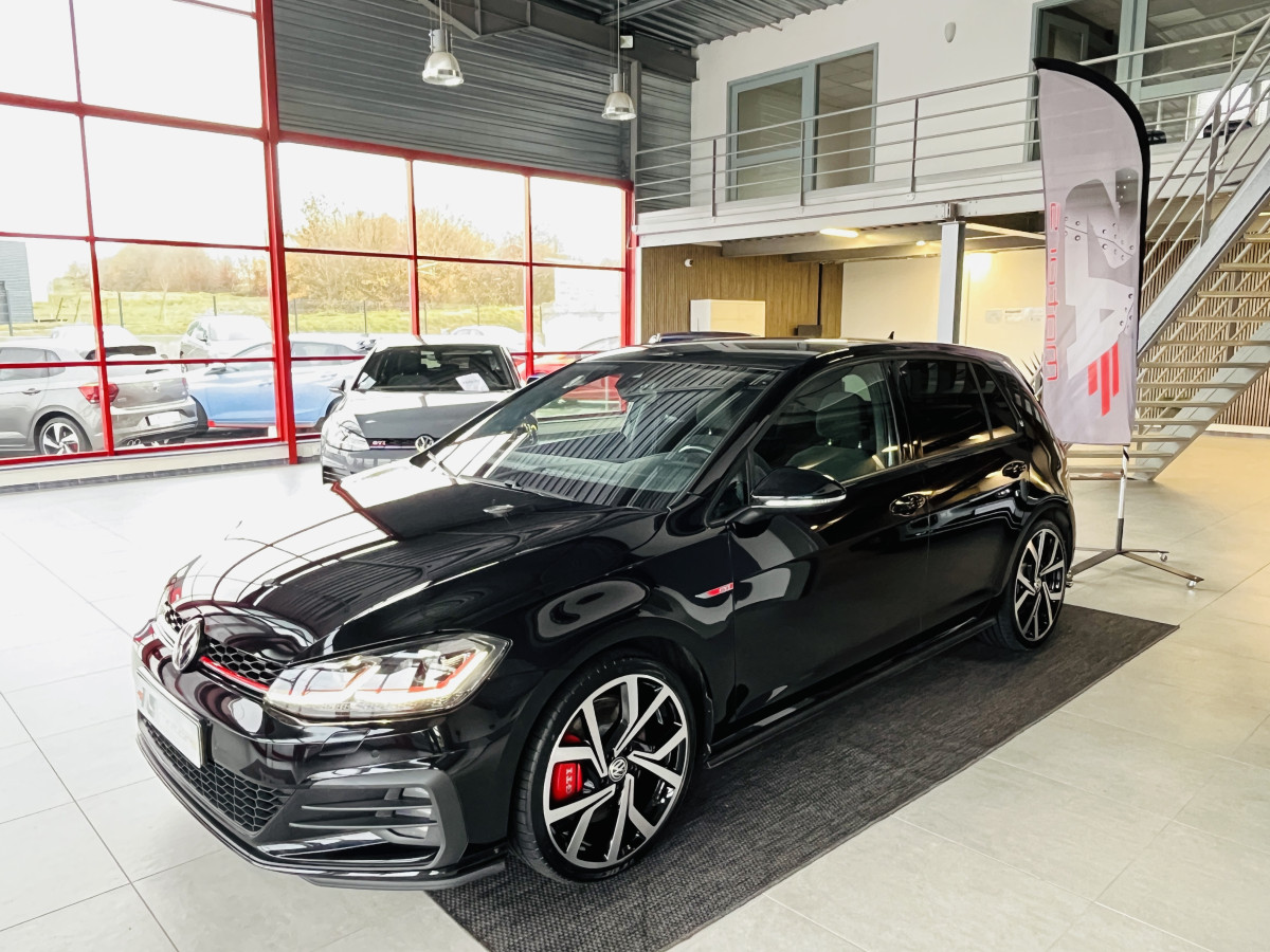 VW GOLF 7 GTI PERFORMANCE 2,0 TSI 245 DSG7 GPS CAMERA APPLE CAR PLAY ACC DCC DIGITAL KEYLESS COCKPIT LIMITEUR REGULATEUR ADAPTATIF FULL LED JANTES BRESCIA EXCELLENT ETAT