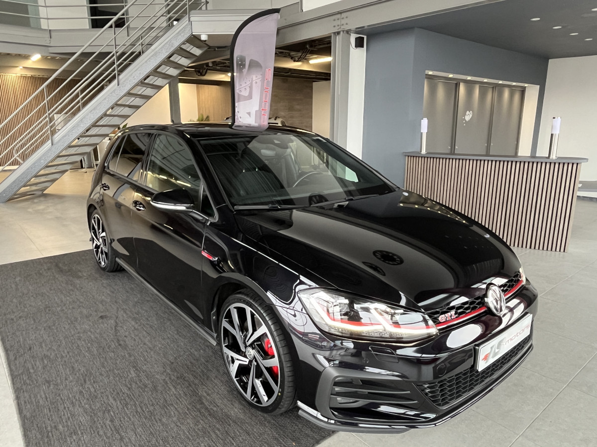 VW GOLF 7 GTI PERFORMANCE 2,0 TSI 245 DSG7 GPS CAMERA APPLE CAR PLAY ACC DCC DIGITAL KEYLESS COCKPIT LIMITEUR REGULATEUR ADAPTATIF FULL LED JANTES BRESCIA EXCELLENT ETAT