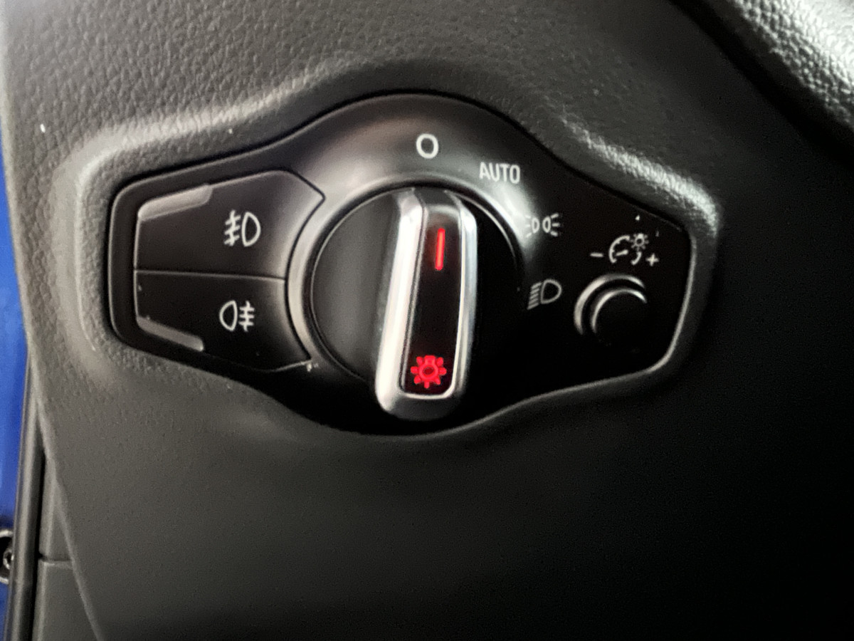 AUDI SQ5 TDI V6 313 QUATTRO BVA8 QUATTRO TOIT PANORAMIQUE  ATTELAGE ELECTRIQUE GPS CAMERA KEYLESS HIFI BANG OLUFSEN  REGULATEUR ADAPTATIF BI-XENON  ALU BROSSÉ PARK PILOT  JANTE 21 EXCELLENT ETAT